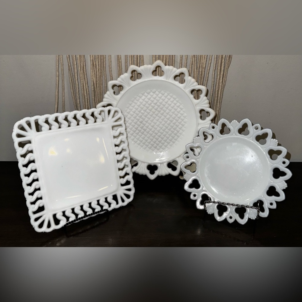 Vintage Milk Glass Collector Plates